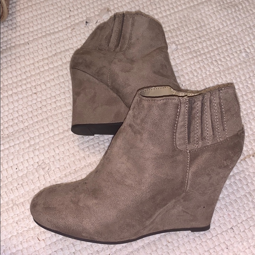 Wedge booties - Picture 3 of 5